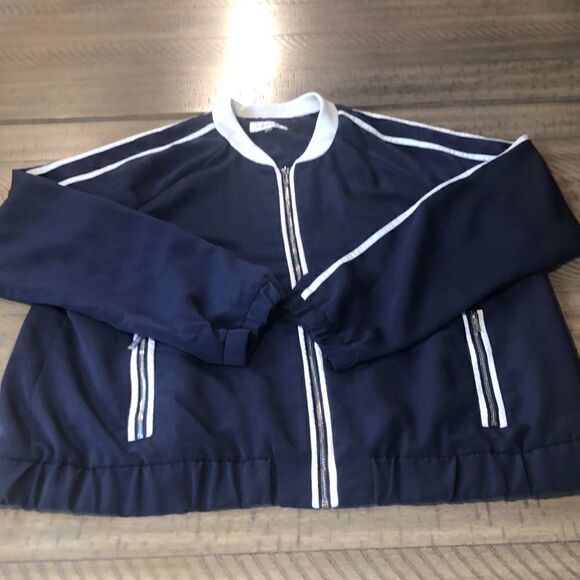 80s Style Zip Up Roller Skate 🛼 Lightweight Varsity Jacket 2 Secure Zip Pockets - Picture 11 of 17